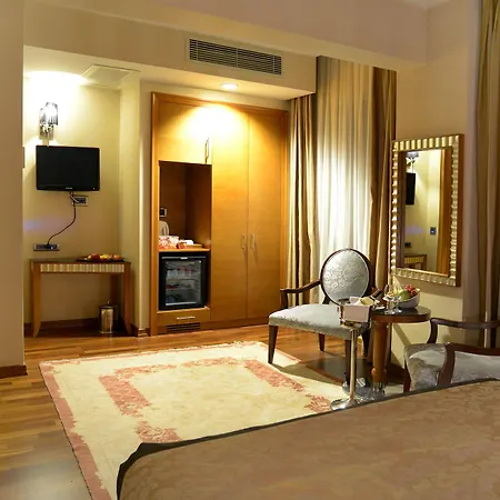 Nova Plaza Park 4*