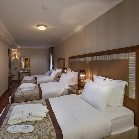 Nova Plaza Park Hotel