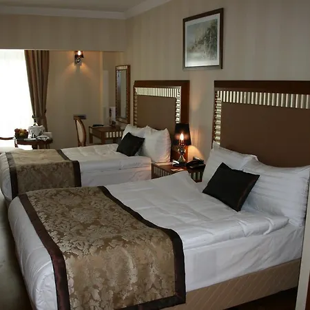 Hotel Nova Plaza Park 4*