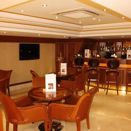 Nova Plaza Park Hotel