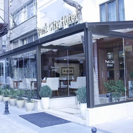 Nova Plaza Park Hotel