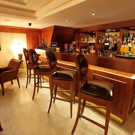 Nova Plaza Park Hotel