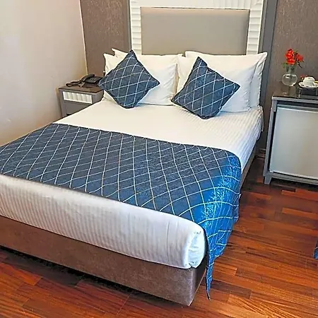 Taksim Park Hotel 4*