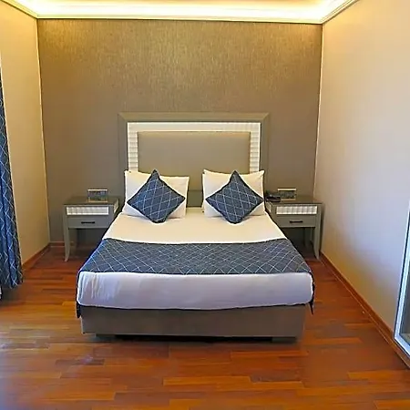 Hotel Taksim Park 4*