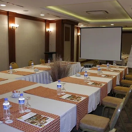 Nova Plaza Park Hotel