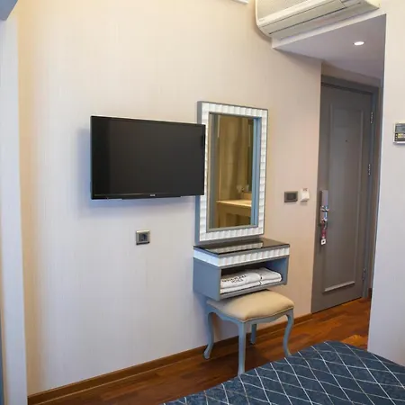 Taksim Park Hotel 4*